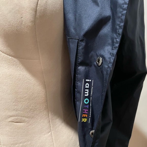 Uniqlo x Pharrell Williams x I AM OTHER collab - Picture 6 of 6